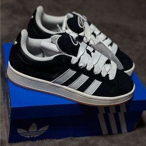 Adidas Classic Black and White campus’s